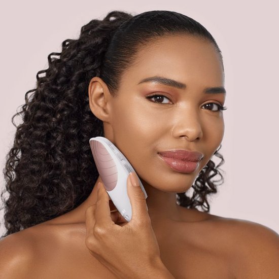 Uređaj za njegu lica GESKE Sonic Thermo Facial Brush, 6u1, starlight