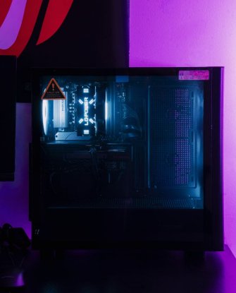 Računalo EPOCH Callisto / Core Ultra 5 225F, 16GB DDR5, 1TB SSD NVMe, nVidia GeForce RTX 5050 8GB, WiFi, Windows 11, crno