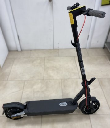 OPEN BOX - Električni romobil XIAOMI Electric Scooter 5 Pro, autonomija do 60km, brzina 25km/h, kotači 10˝